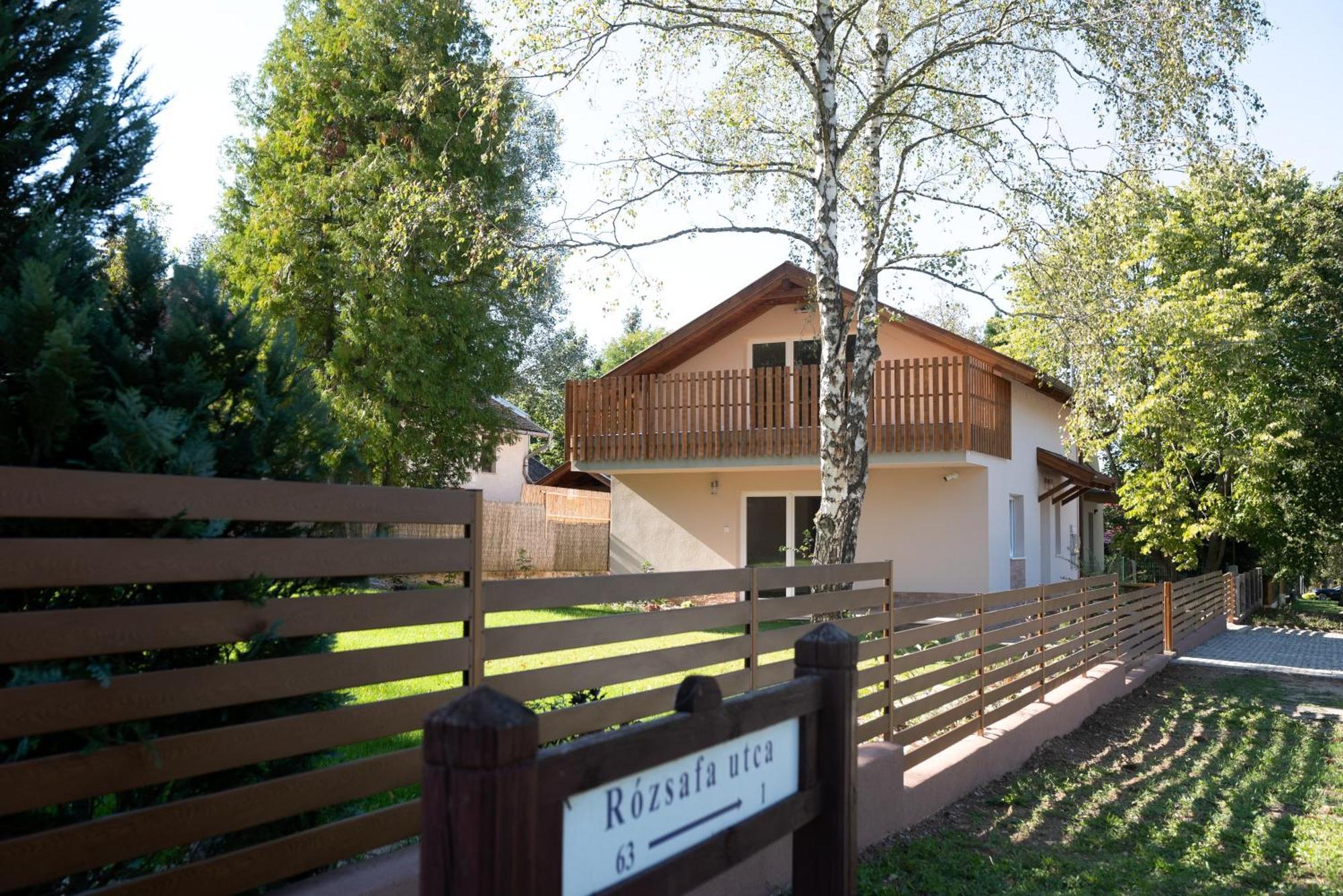 Banki Vendeghaz Villa Екстериор снимка