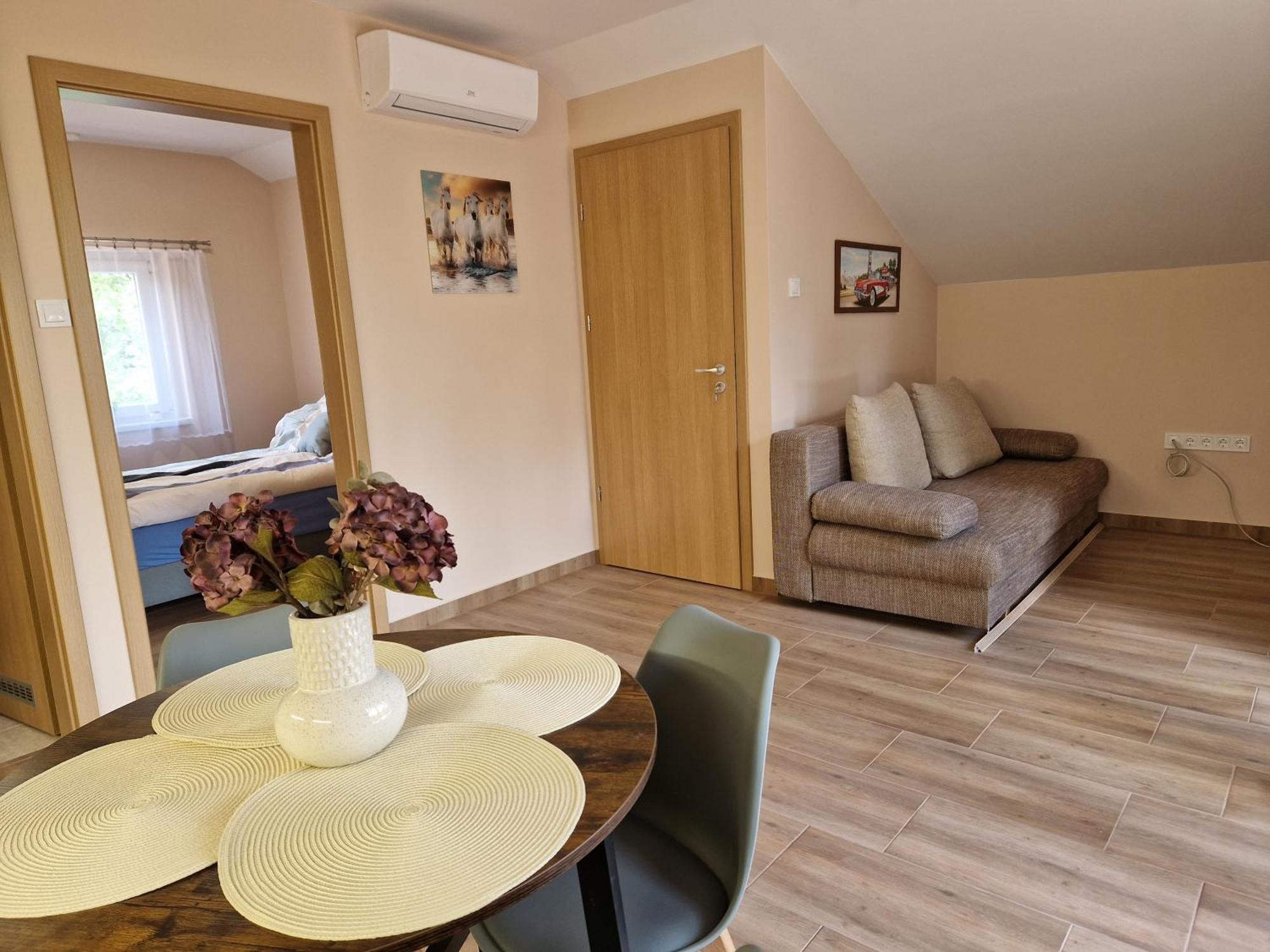 Banki Vendeghaz Villa Екстериор снимка